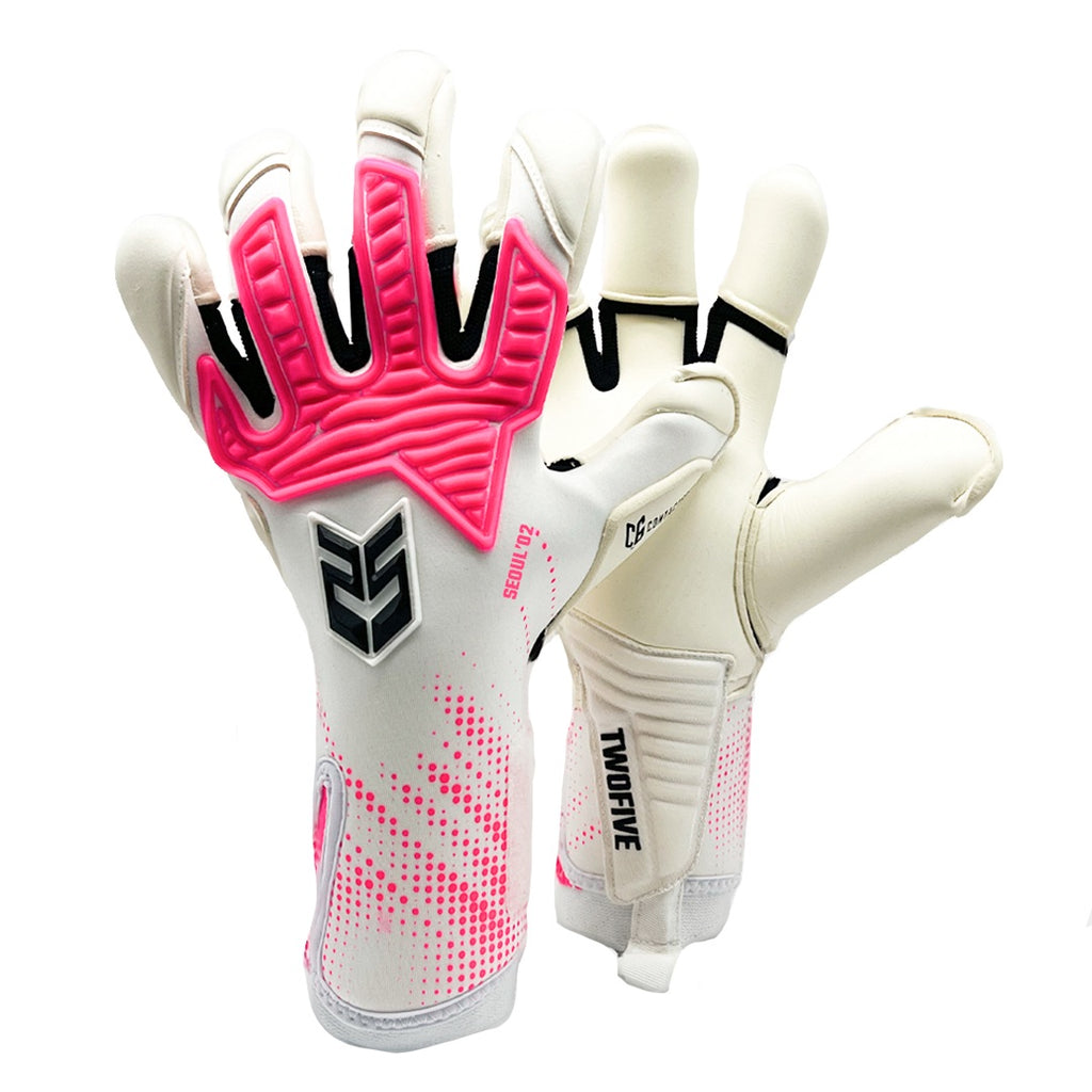 Guantes de Arquero Seoul '02 Pink Contacgrip goalkeeper gloves in white and pink with black details and grip texture