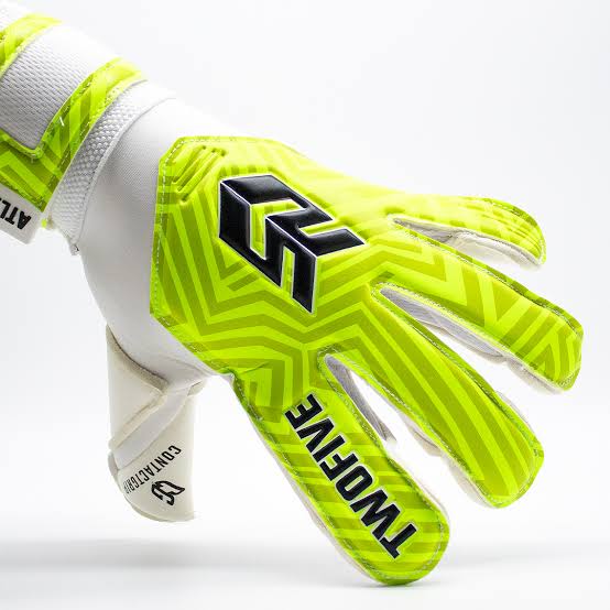 Guantes de Arquero Atlanta'96 Green Contacgrip goalkeeper glove in bright green and white with black logo and text.