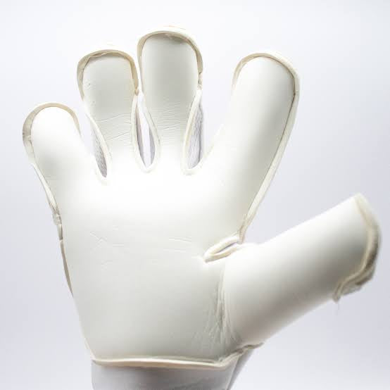 Guantes de Arquero Atlanta'96 Green Contacgrip goalkeeper glove showing the white palm side with finger protection details.